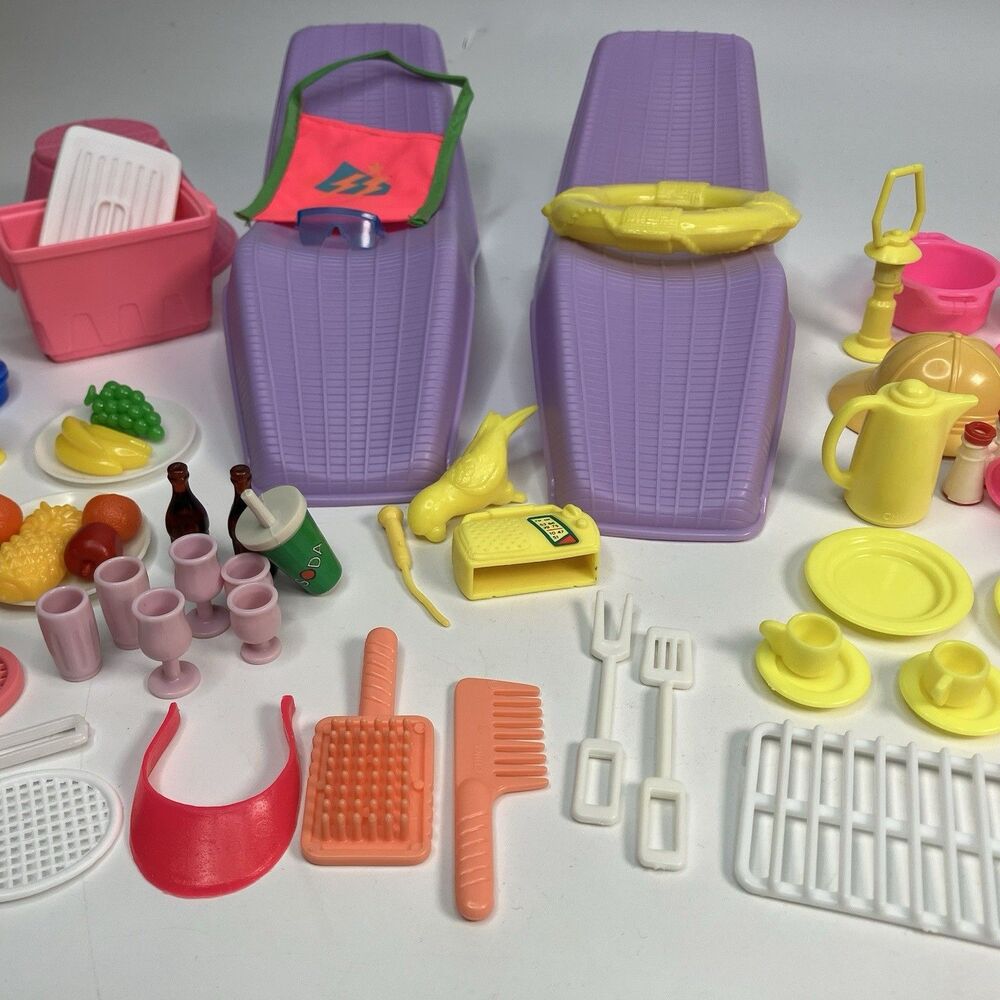 Vtg 1980s Barbie Accessories Pool Party Camping Assorted Incomplete - Picture 3 of 10